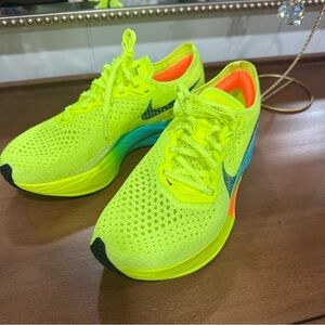 Nike ZoomX Vaporfly 3 Flyknit Running Sneakers Neon Women's Sz 6 Race Athletic